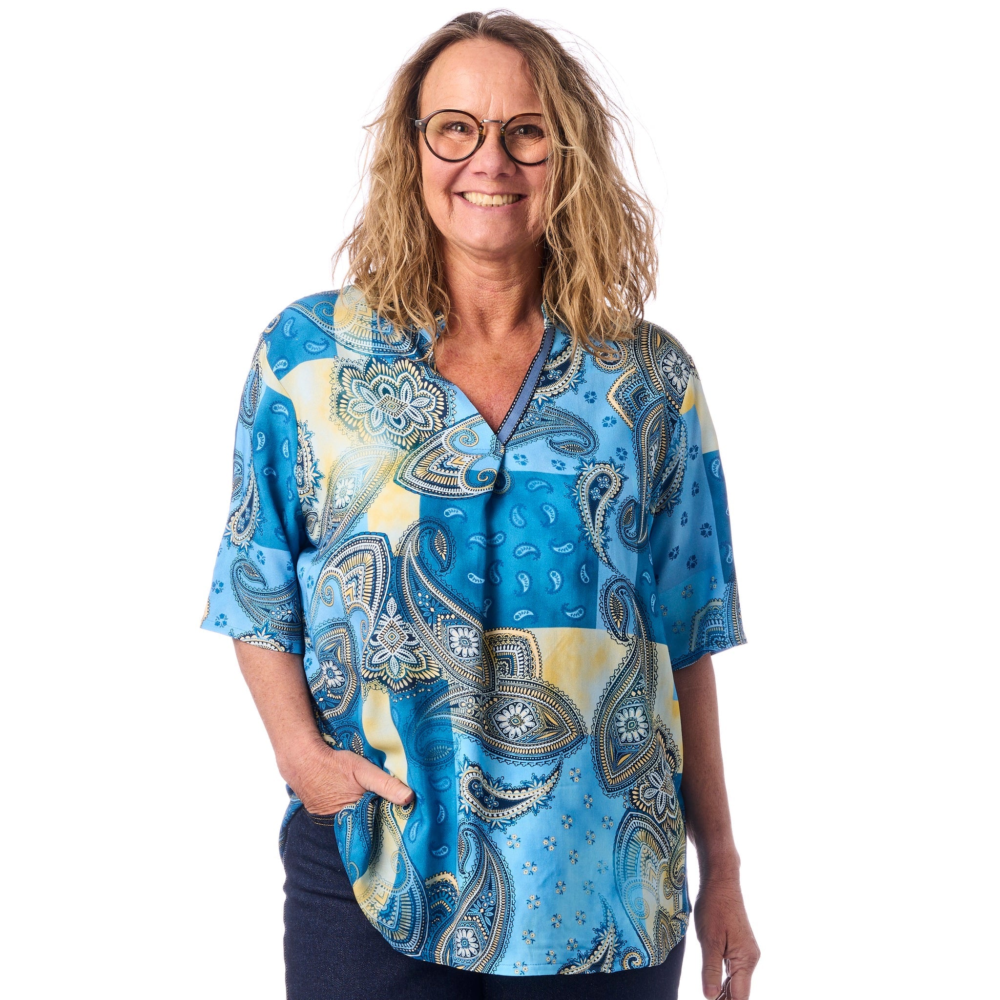 Blus med vackert paisley-mönster från Navigazione