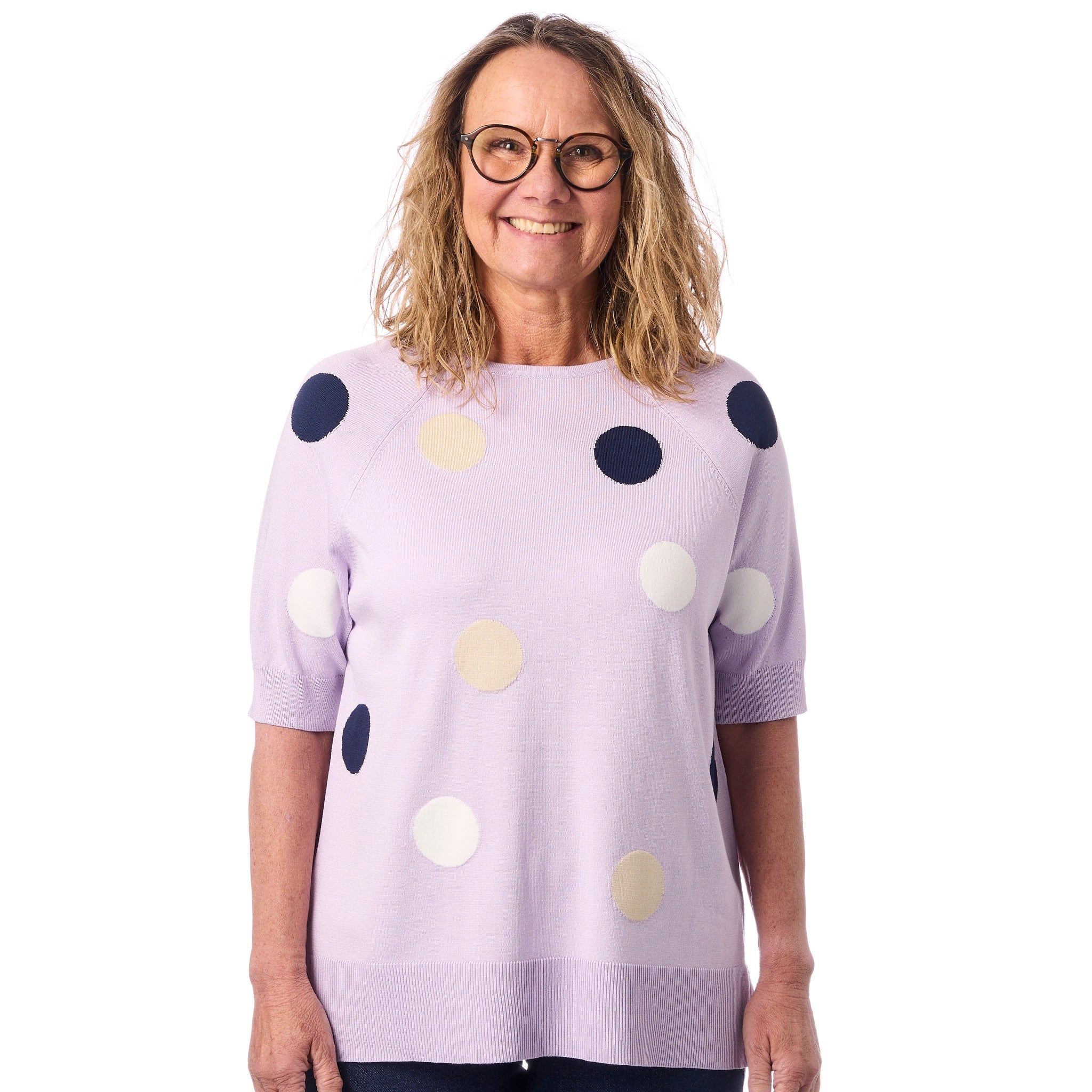 Färgglad sommarstickning med prickar från Sunday