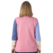 Mjuk stickad tröja med dekorativa knappar från Brandtex