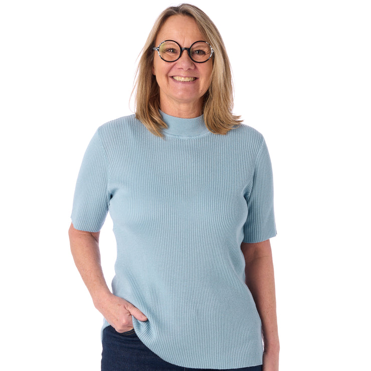 Ribbstickad tröja med hög hals och korta ärmar från Signature