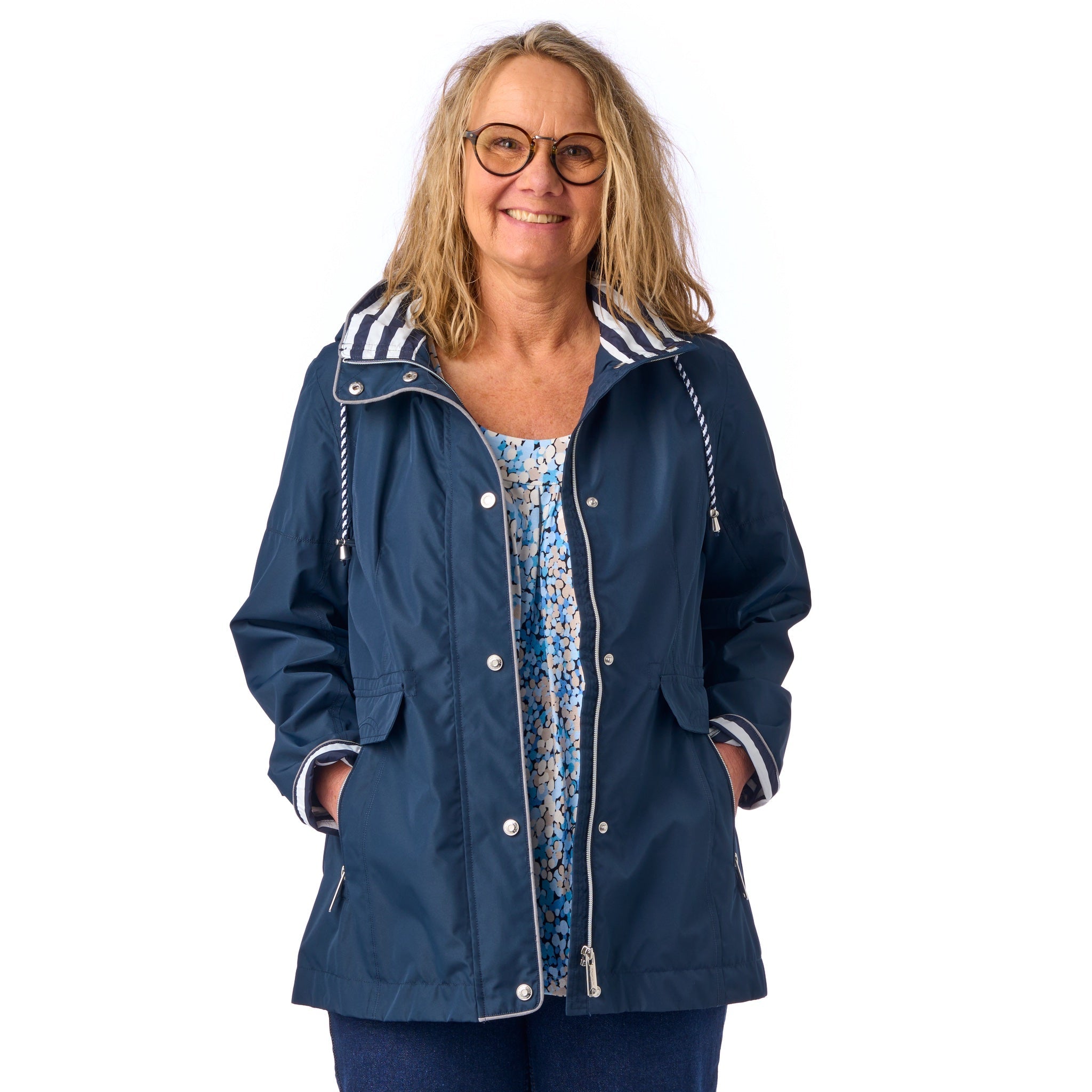 Vind- och vattenavvisande jacka från Windfield