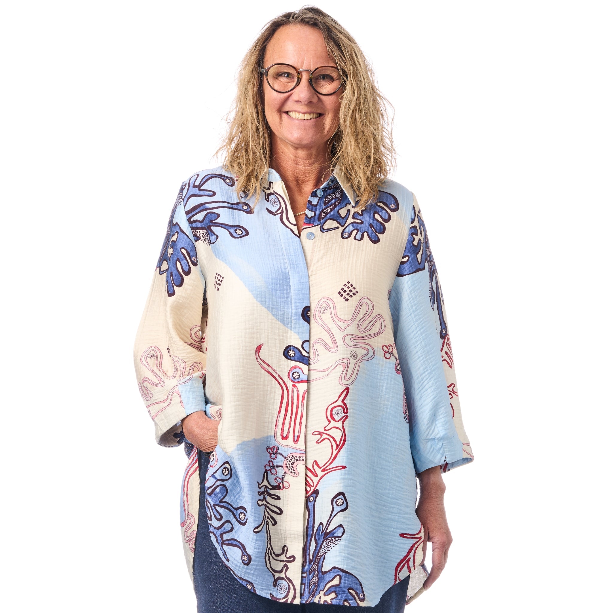 Vacker, färgglad skjorta från NOEN